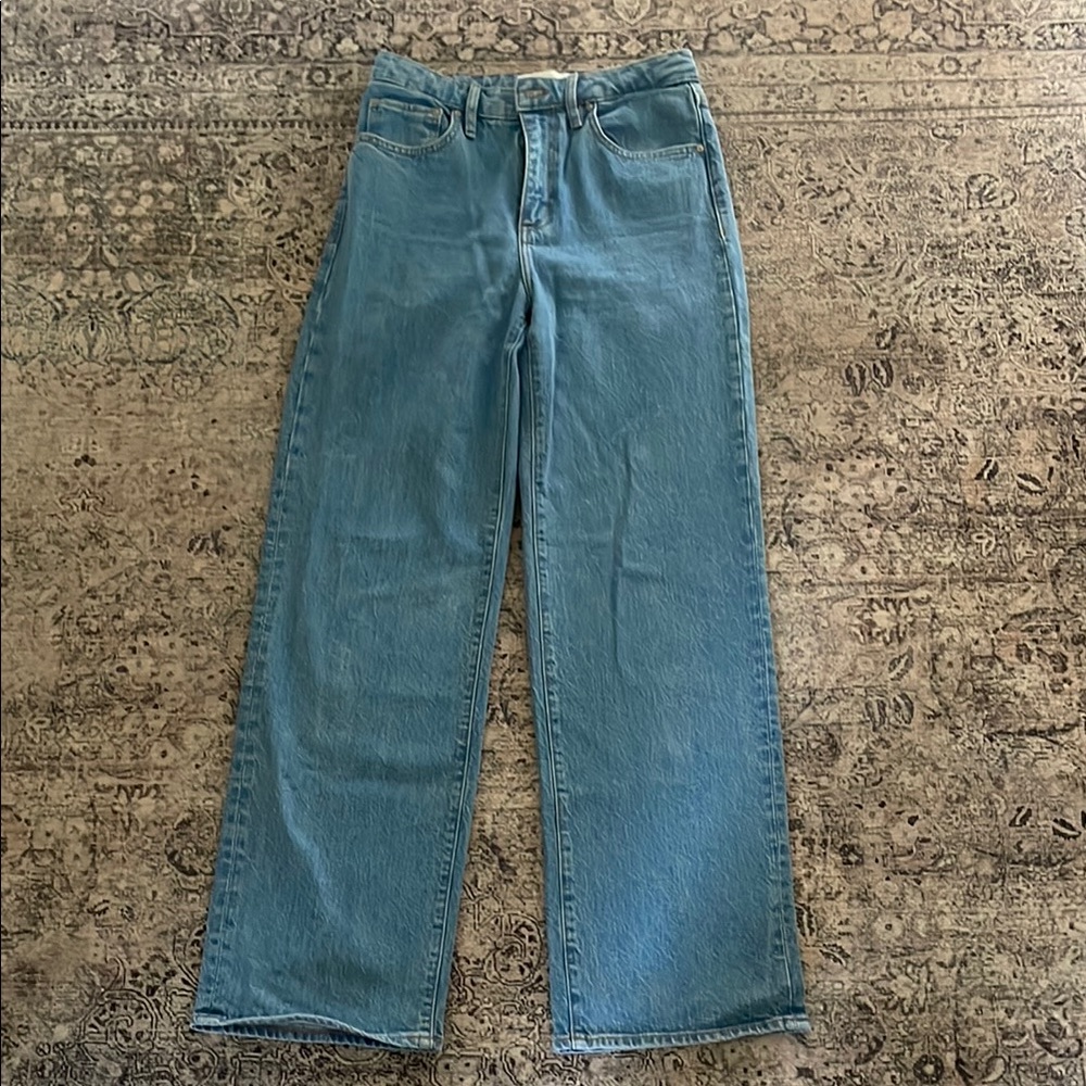 Aritzia Remy Hi-rise Relaxed Jean - Picture 2 of 8